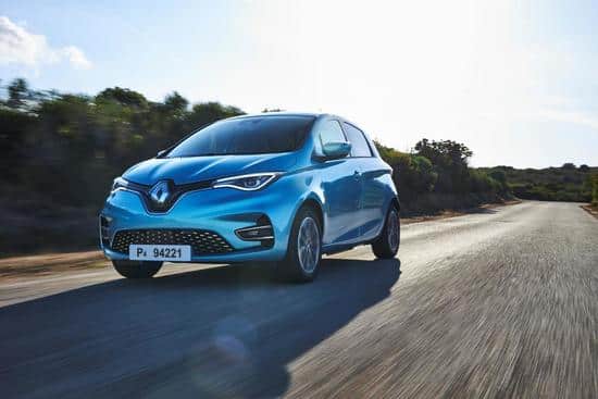 6.600 € eMobilitätsbonus für den ZOE | 21231702 2019 New Renault ZOE tests drive in Sardinia