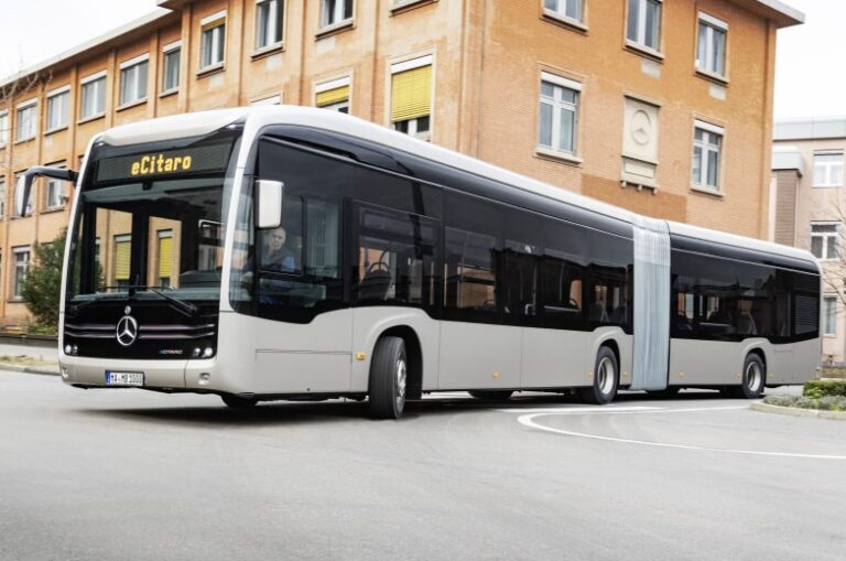 Vollelektrischer Mercedes Benz eCitaro G - Gelenkbus | 20C0146 017 e1592640325547