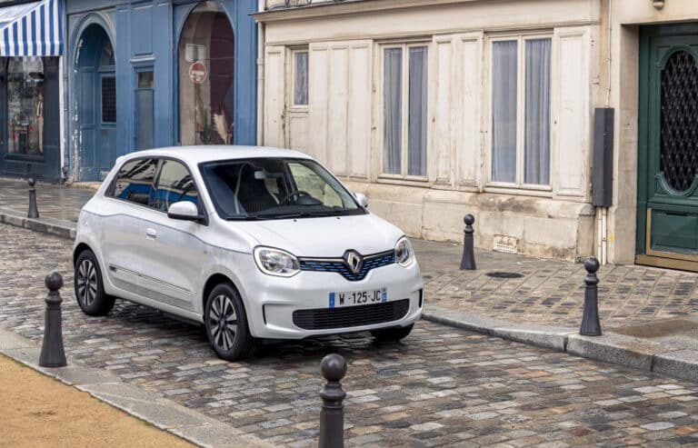 Der neue TWINGO ELECTRIC - Das CITY-eCAR von RENAULT | 1 2020 New Renault TWINGO Electric geschnitten