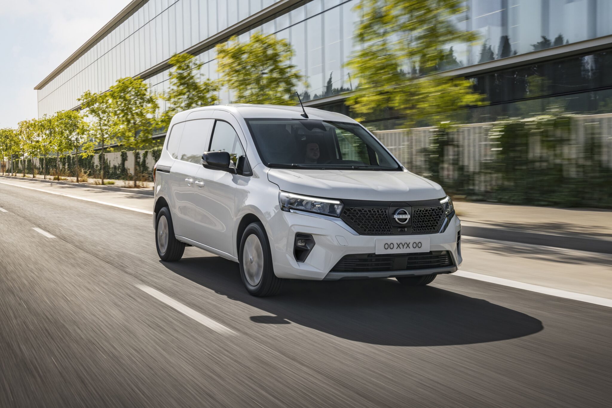 Premiere für den neuen Nissan Townstar | Townstar EV van dynamic 04 min scaled