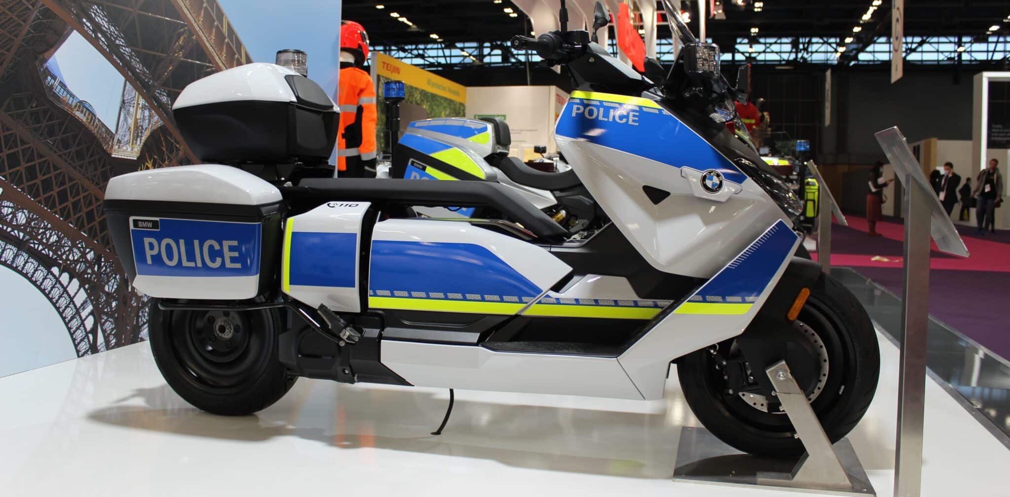 Der neue BMW CE 04 in der Polizeiversion | P90441193 highRes bmw motorrad at mili min scaled