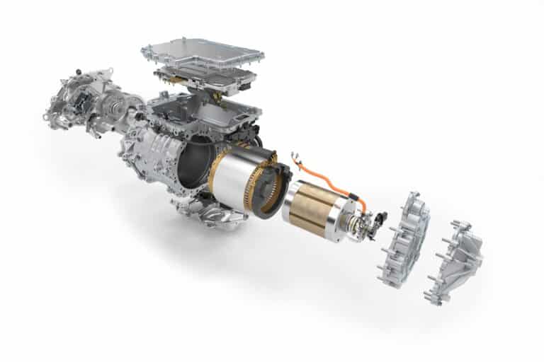 BMW Group bringt den E-Antrieb nach Österreich: Motorenwerk Steyr baut Produktion und Entwicklung massiv aus | P90468773 highRes the highly integrate min