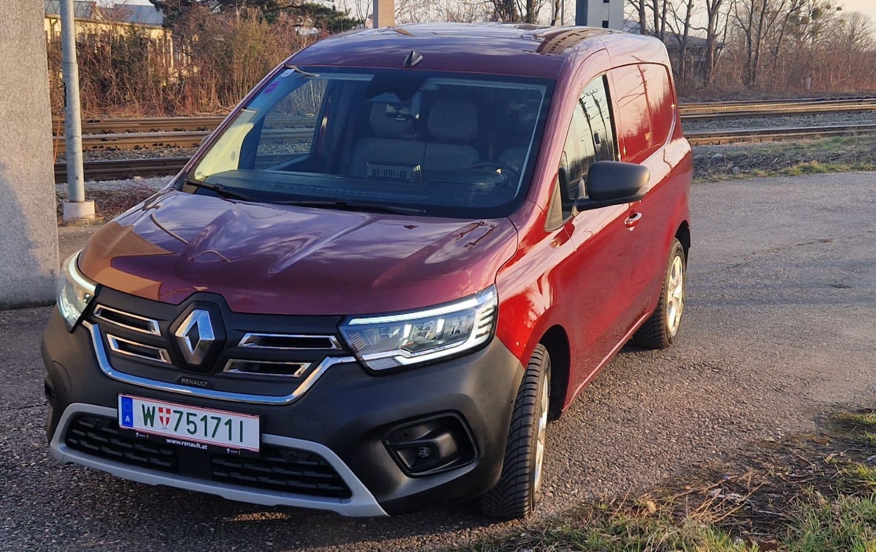 Renault Kangoo Van E-Tech Electric – Praxistest | 20230302 165255 Front