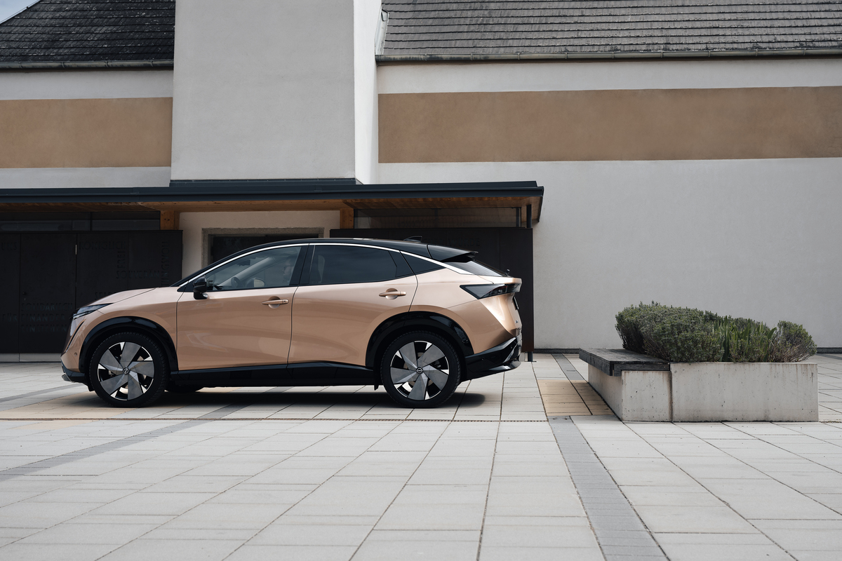 Nissan senkt die Strompreise: Der vollelektrische Ariya jetzt ab 45.990 Euro* | OH1 1305