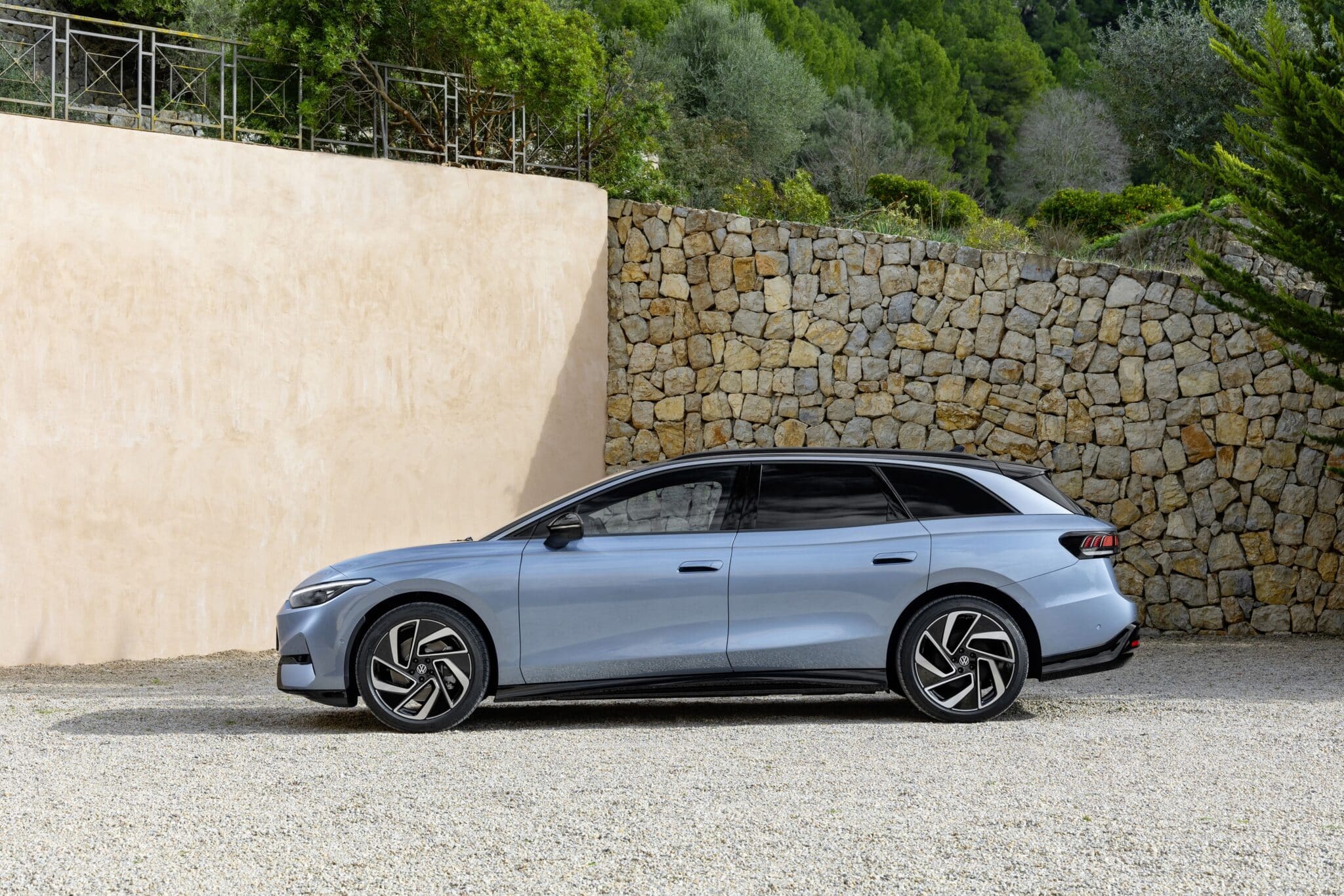 Weltpremiere des ID.7 Tourer von Volkswagen | 02 ID.7 Tourer min scaled