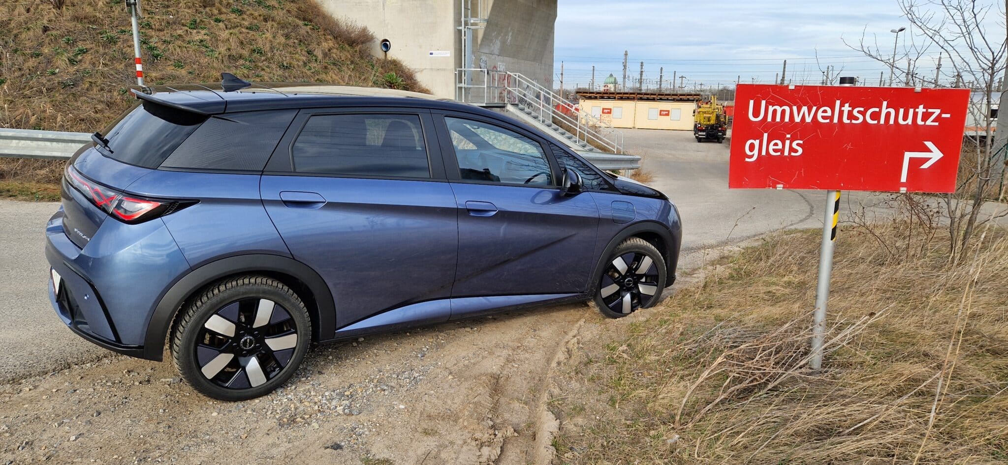 Ein Delphin für die Straße – BYD Dolphin | 20240210 145100 scaled