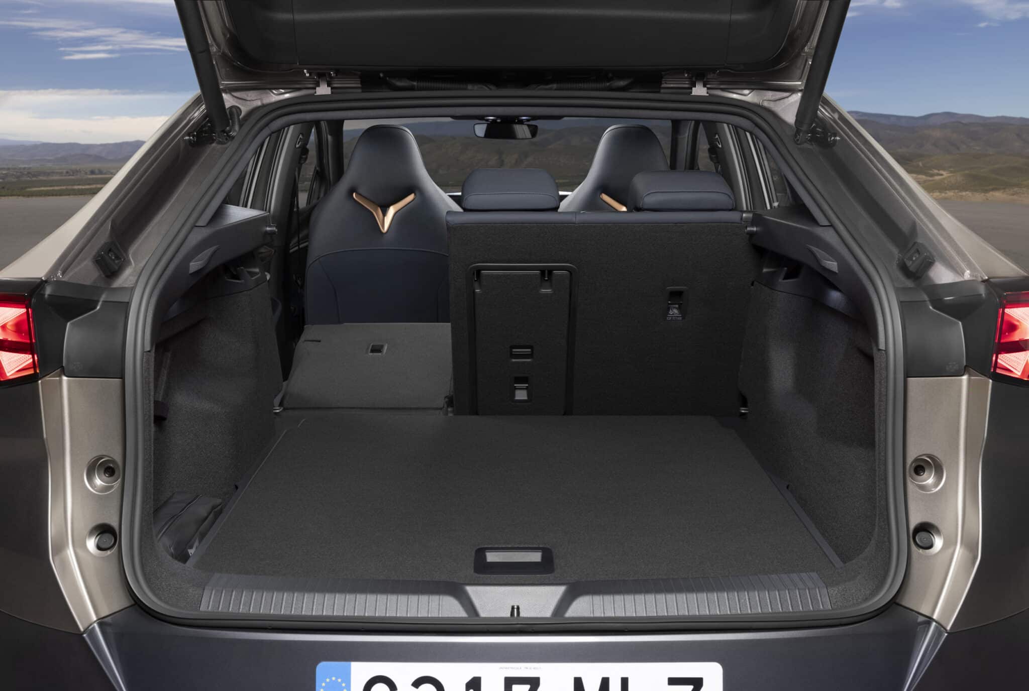 Neuer Held: der CUPRA Tavascan | CUPRA TAVASCAN INT 06 scaled