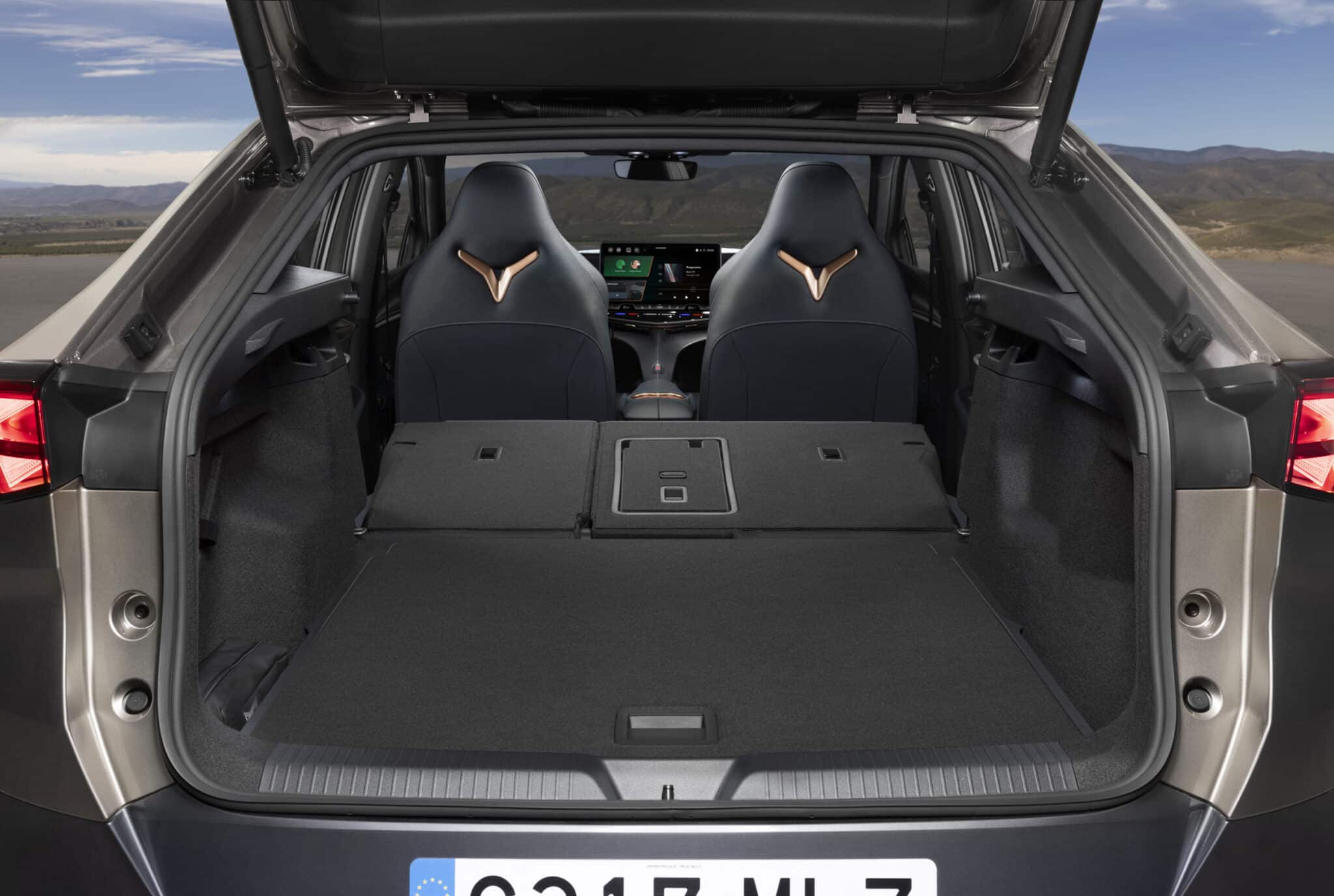 Neuer Held: der CUPRA Tavascan | CUPRA TAVASCAN INT 10 scaled