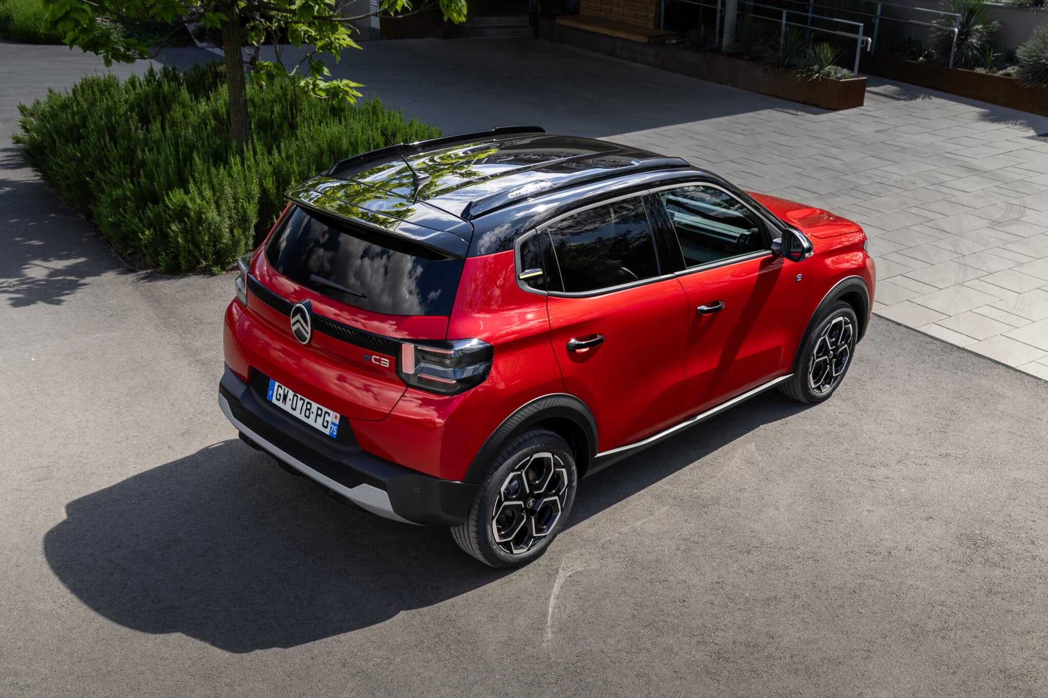 DER NEUE CITROËN Ë-C3 UND C3 | Citron C3Elixir Rot 2 scaled