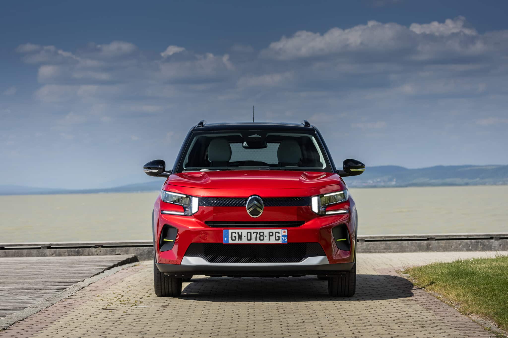 DER NEUE CITROËN Ë-C3 UND C3 | Citron C3Elixir Rot 4 scaled