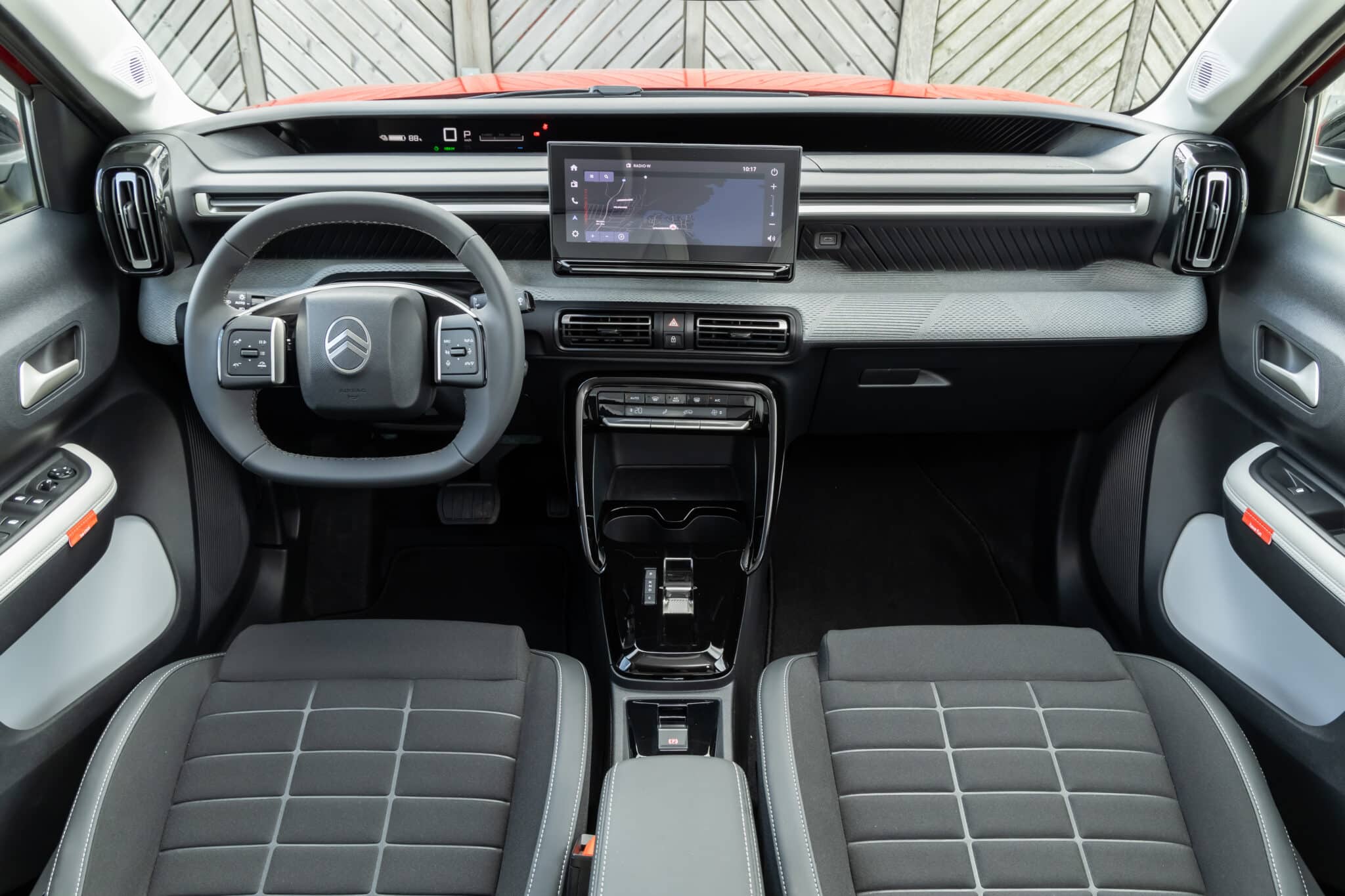 DER NEUE CITROËN Ë-C3 UND C3 | Citron C3Elixir Rot 5 scaled