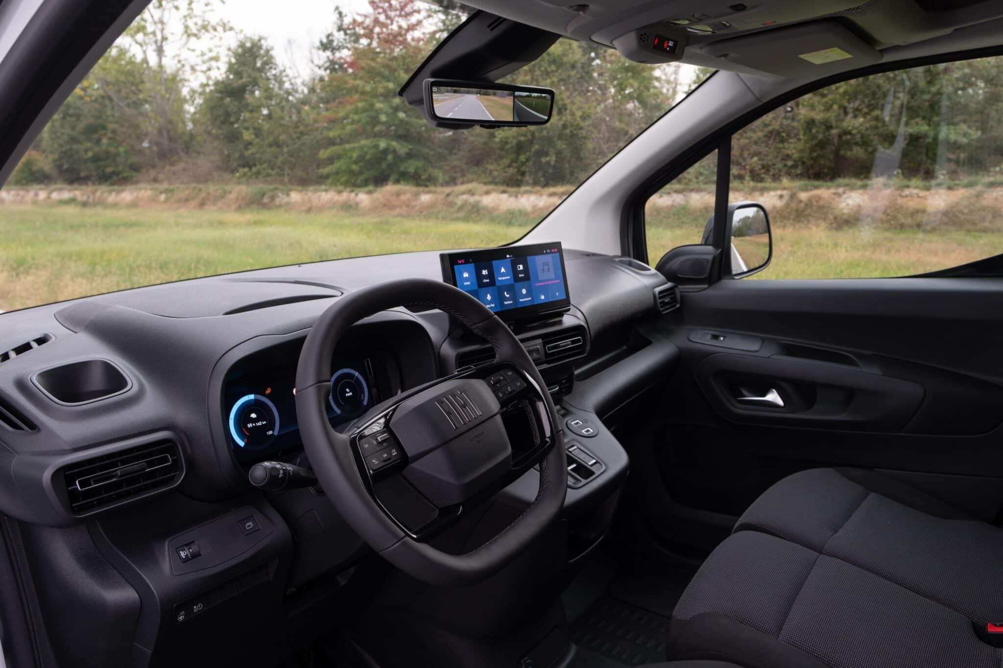 Neuer Fiat E-Doblò ab sofort beim Händler verfügbar | FiatDobl min scaled