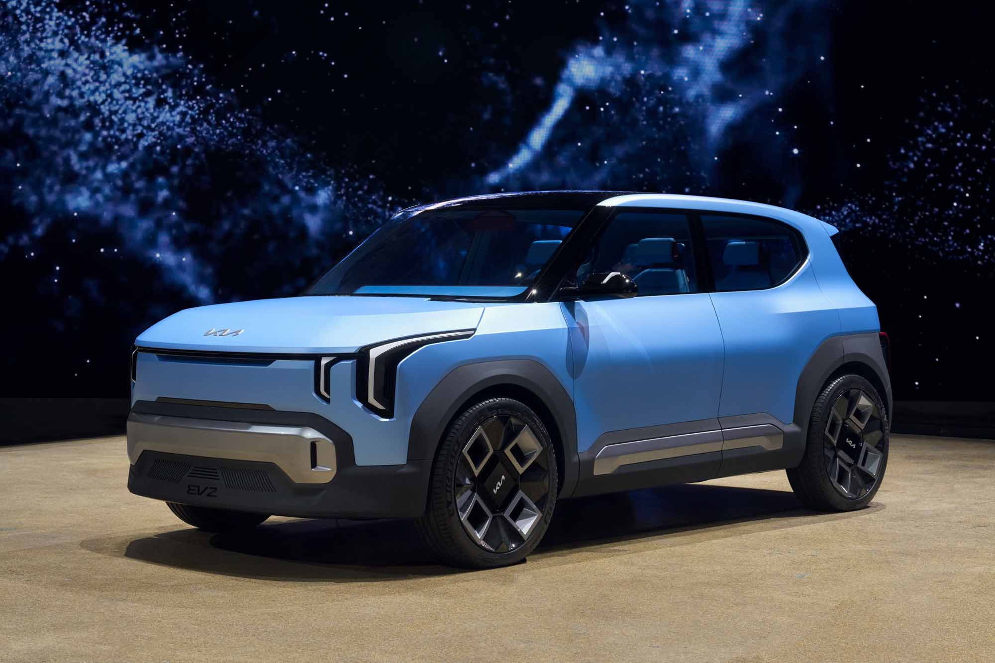 Kia komplettiert die EV-Kernpalette mit EV4 und dem Concept EV2 | Kia Concept EV2 01 LoRes
