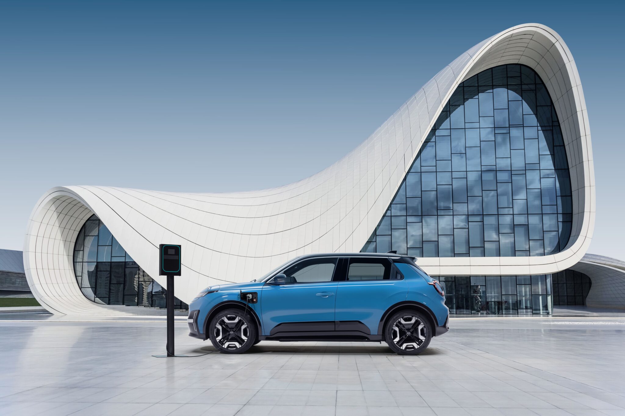 Nissan präsentiert den neuen vollelektrischen Micra | Nissan Micra High 005.JPG min scaled