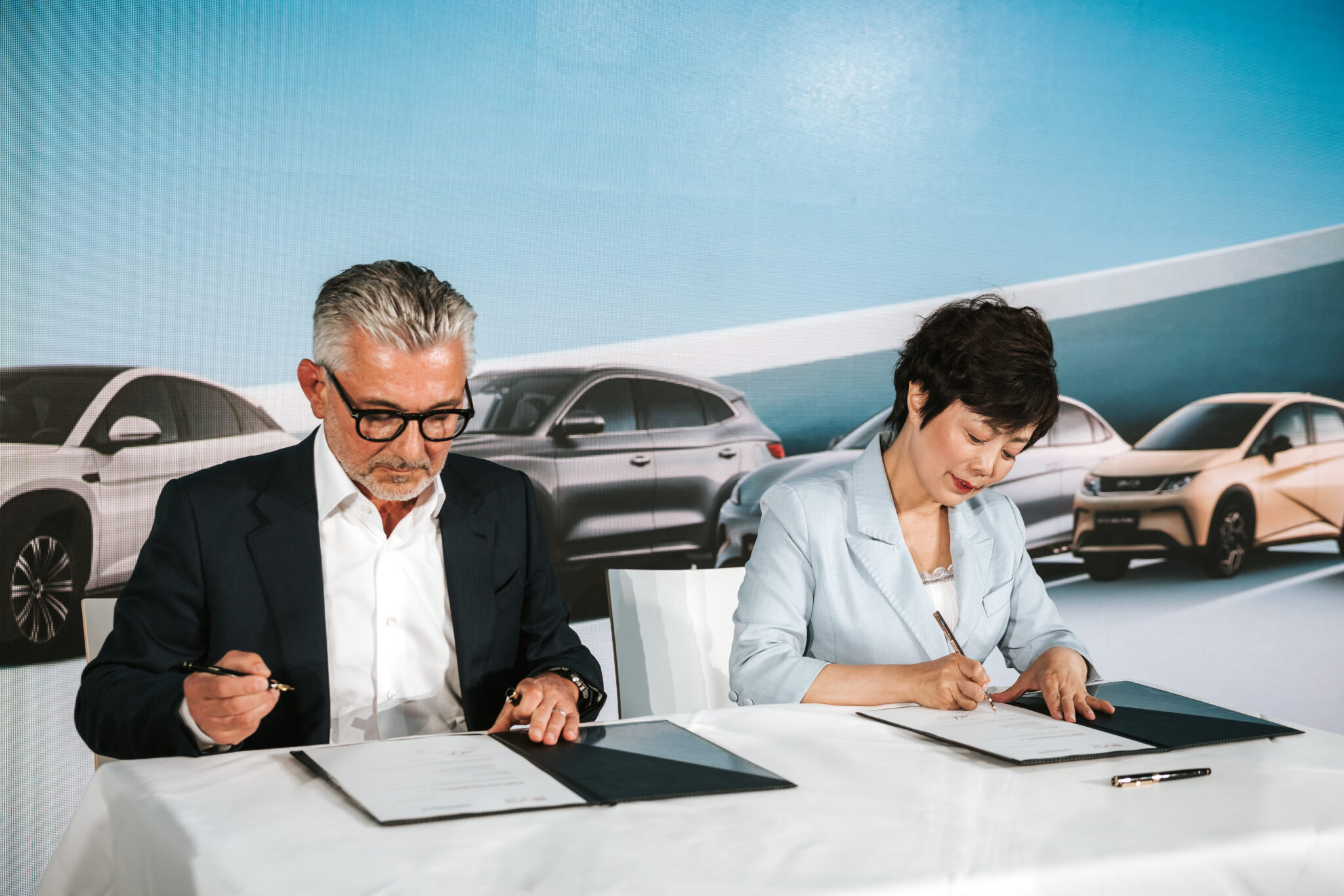 BYD setzt auf voestalpine als Hauptlieferanten für sein erstes europäisches Pkw-Werk und macht Österreich zum V2H-Pilotmarkt | cPhilippLipiarski 8687 scaled